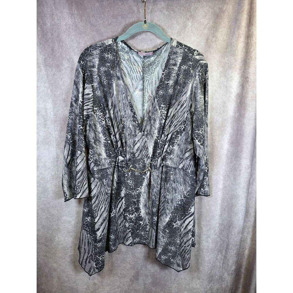 Egen‎ Animal Print Tunic Top Silver Gray Long Sleeve V Neck Dressy Blouse